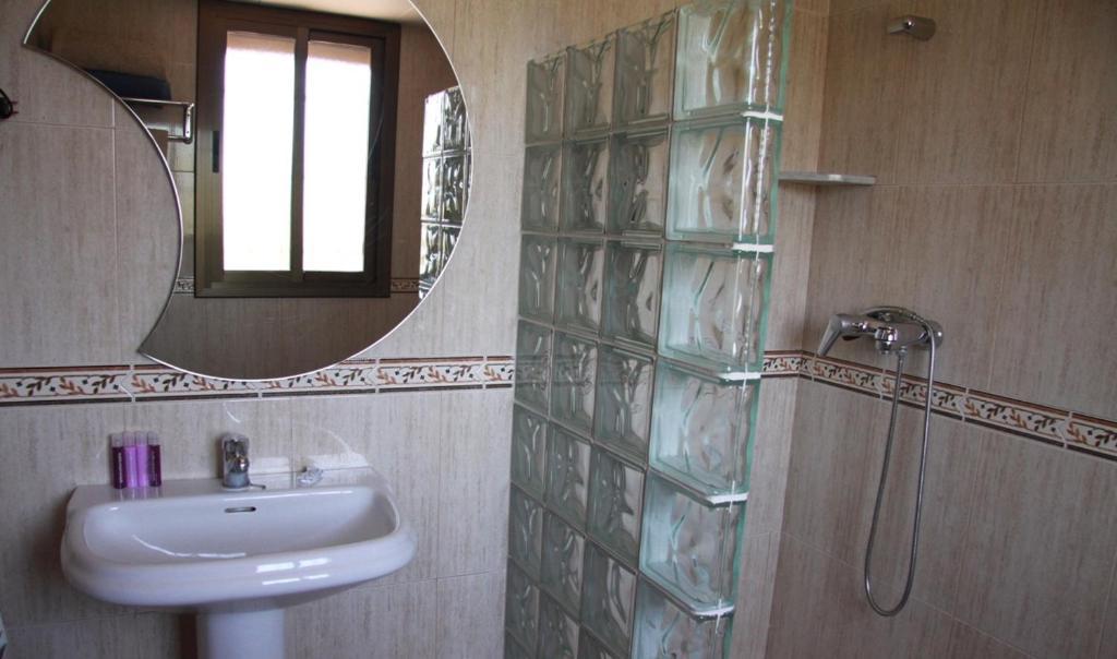 La Telleria Hotel Valjunquera Room photo
